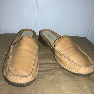 Anne Klein Abners tan leather loafers mules Sz 7.5M